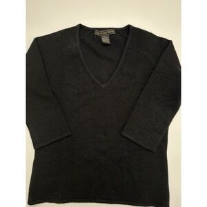 Linda Matthews Black V-Neck Sweater Women's Small Long Sleeve Knit.  ‎      3934
